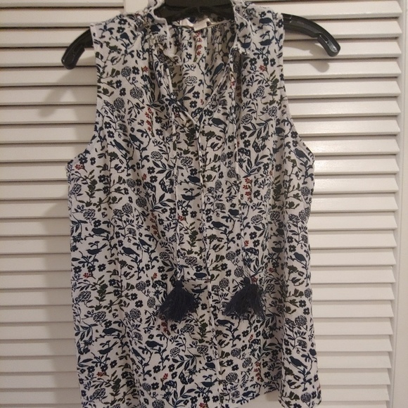 C & E blue and white sleeveless top #59 - Picture 1 of 6